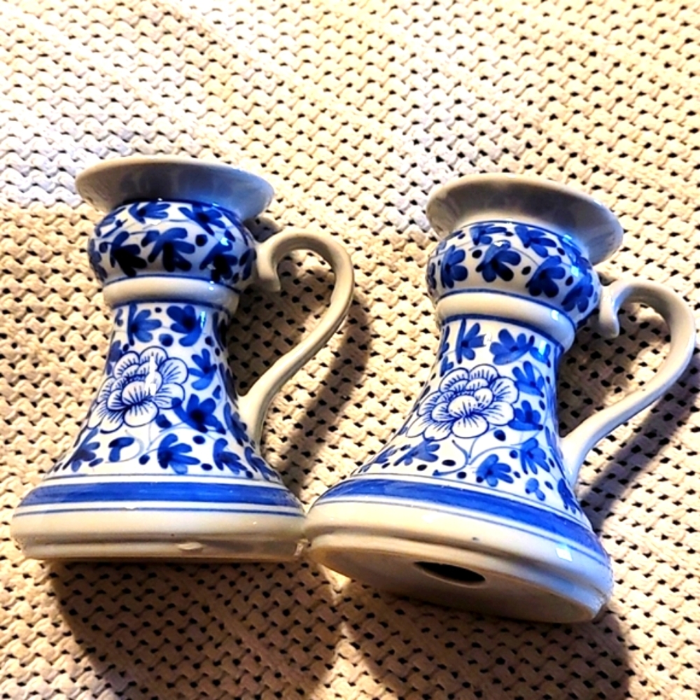 2 Candle Holders